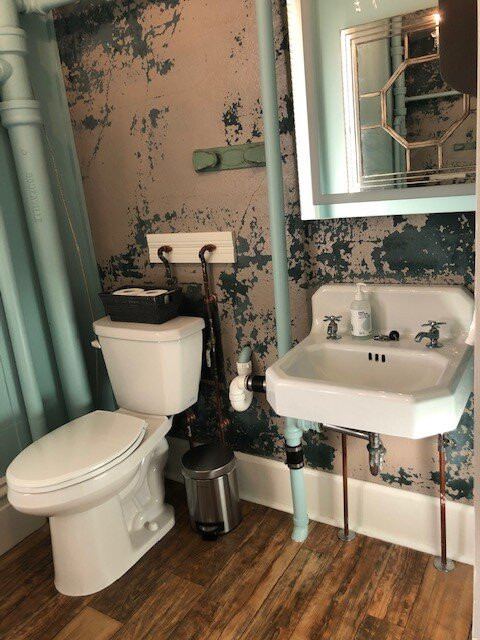 Blue Door Inn Alma主图