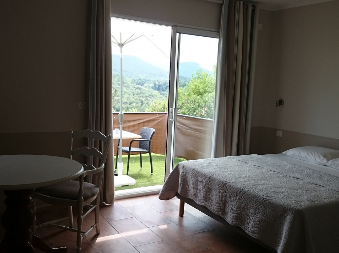 Au Relais Provencal主图