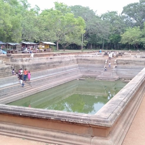 Twin Baths (Kuttam Pokuna)-阿努拉德普勒圣城必去景点