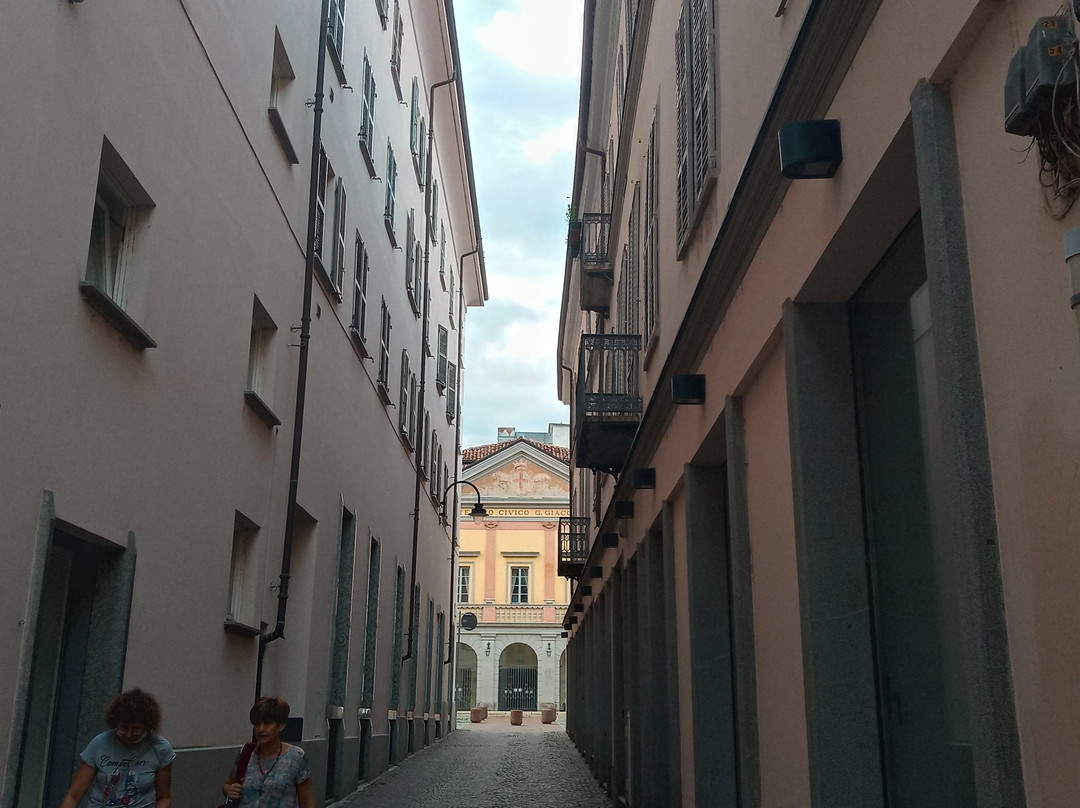 Centro Storico-Ivrea必去景点