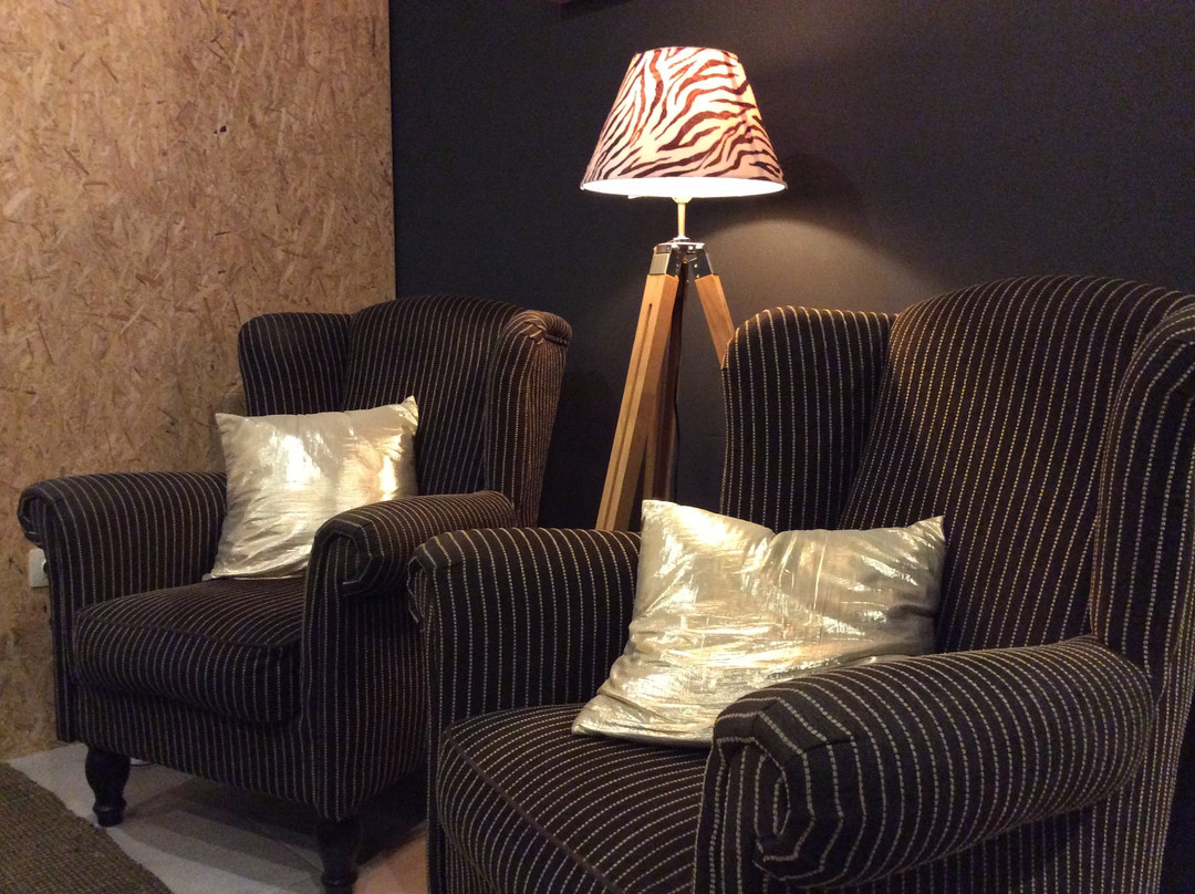 巴特勒酒店主图