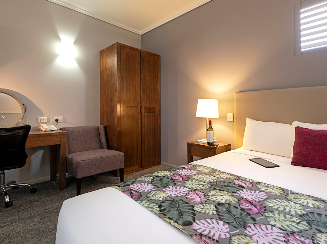 Coachman's Inn Warwick主图