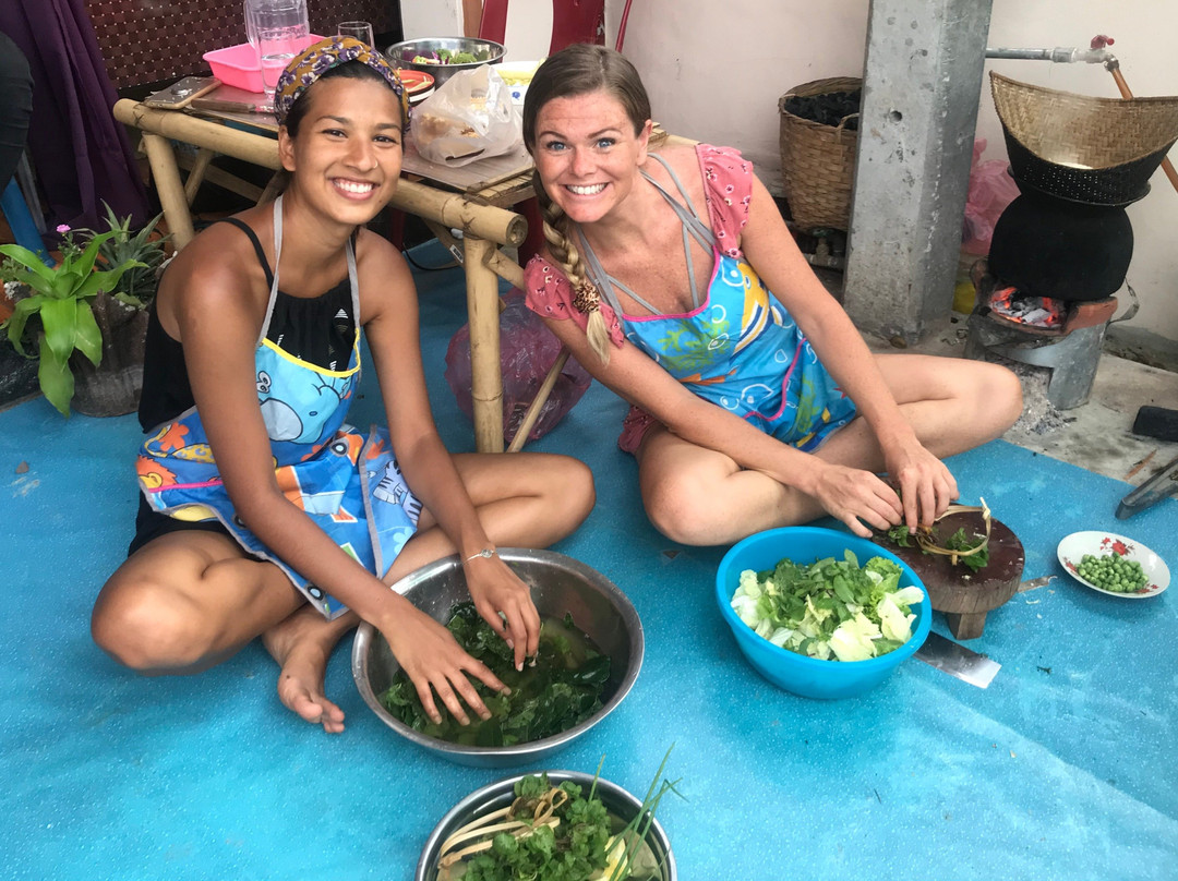 Spicy Lao kitchen-万象必去景点