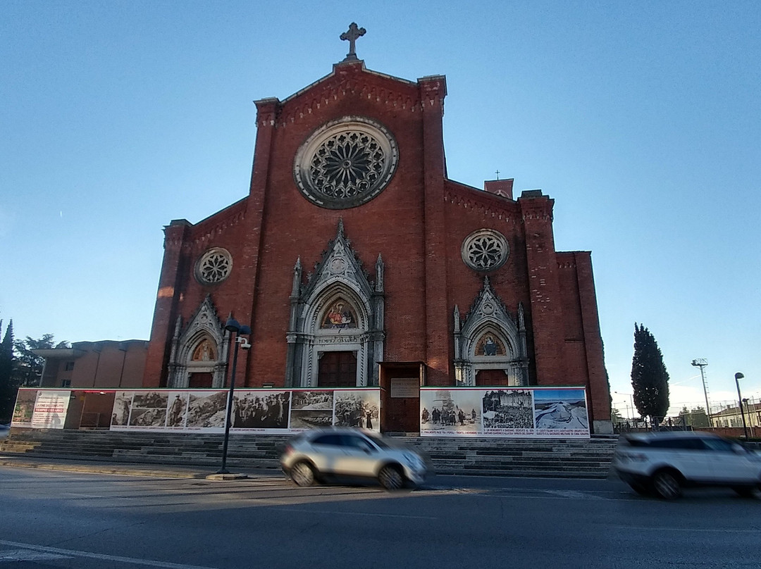 Tempio Ossario景点图片
