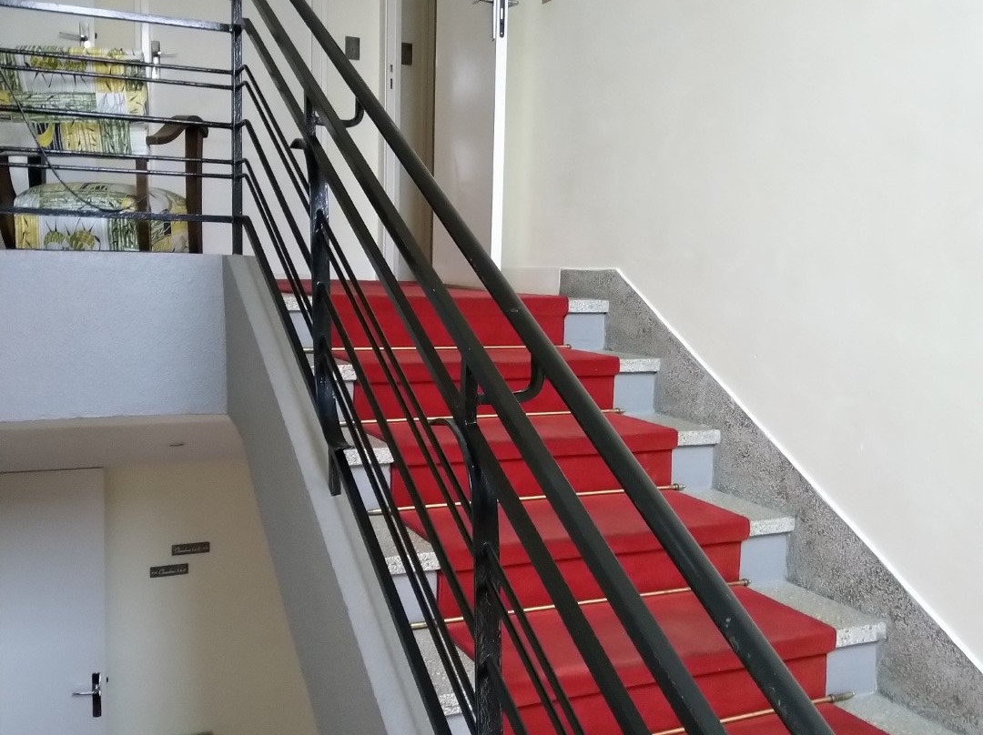 奥斯卡酒店主图