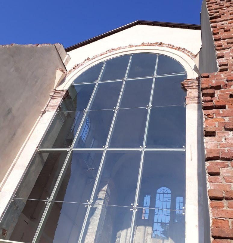 Ex Chiesa di Santa Croce-韦尔切利必去景点