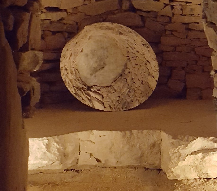Dolmen del Romeral景点图片