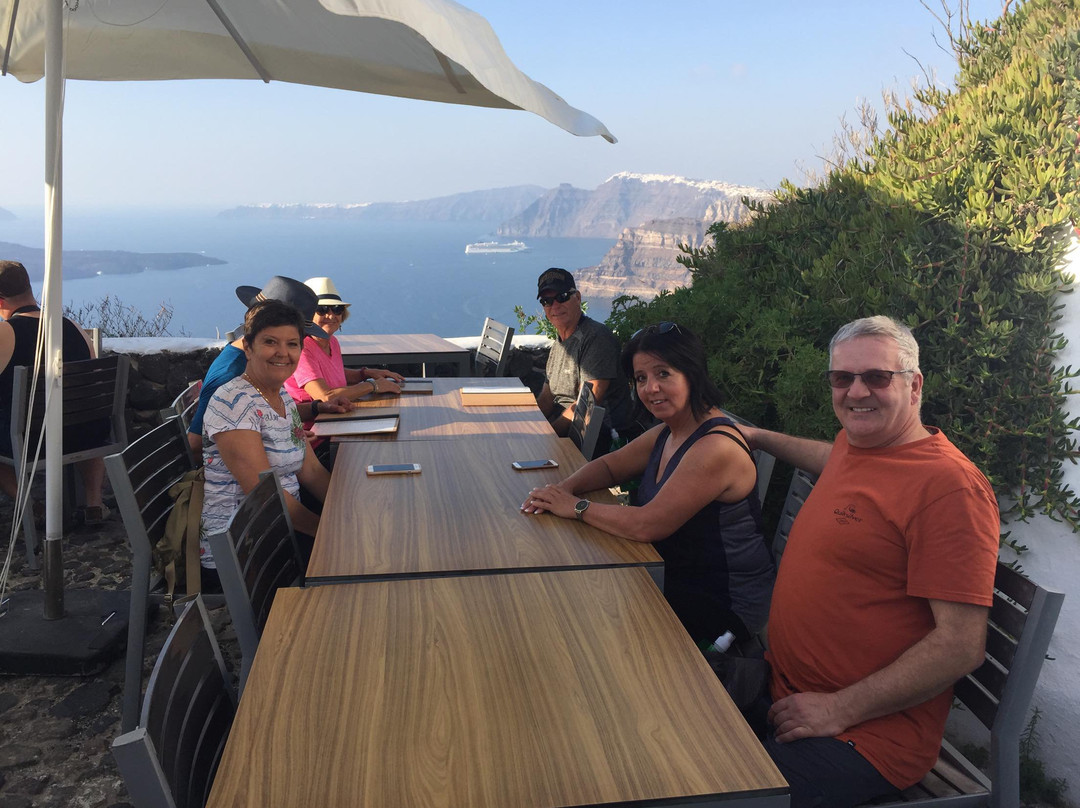 Santorini Pickups景点图片