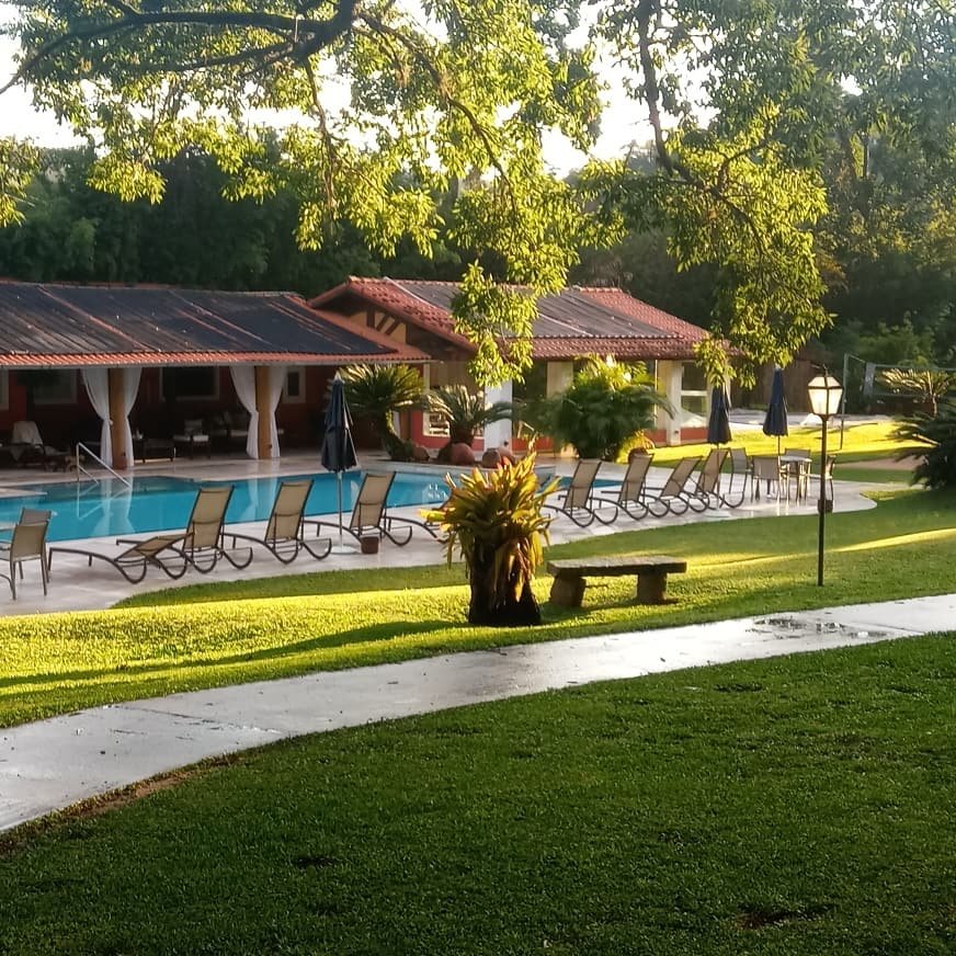 Saison Spa-泳池