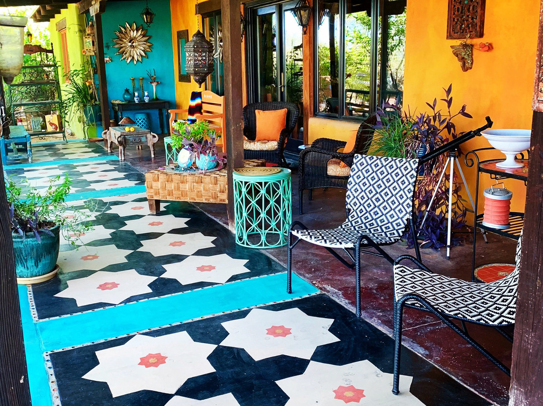 Hacienda Linda Inn and Gallery主图