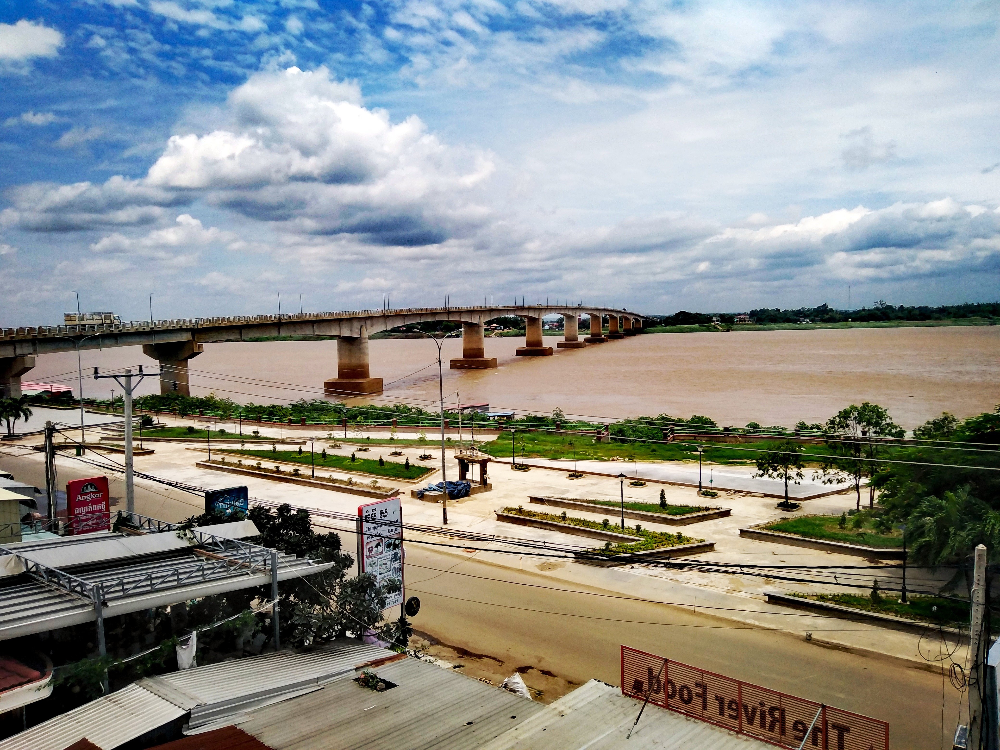 Kc River Hotel-官方