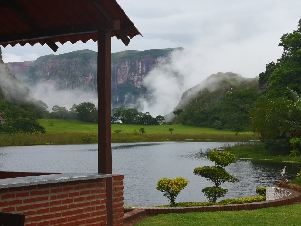 Laguna Volcan Golf Eco Resort主图