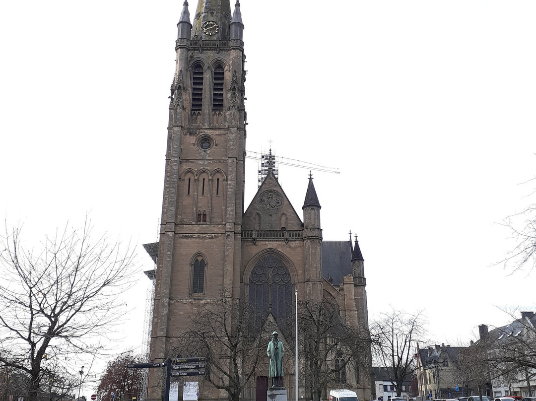 St. Martin's Church-阿尔隆必去景点