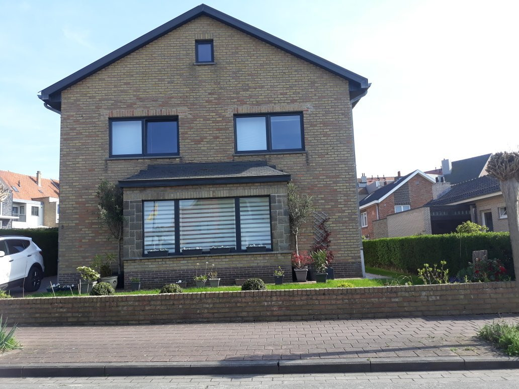 泽布鲁日酒店住宿-Kamer + Douche In Villa