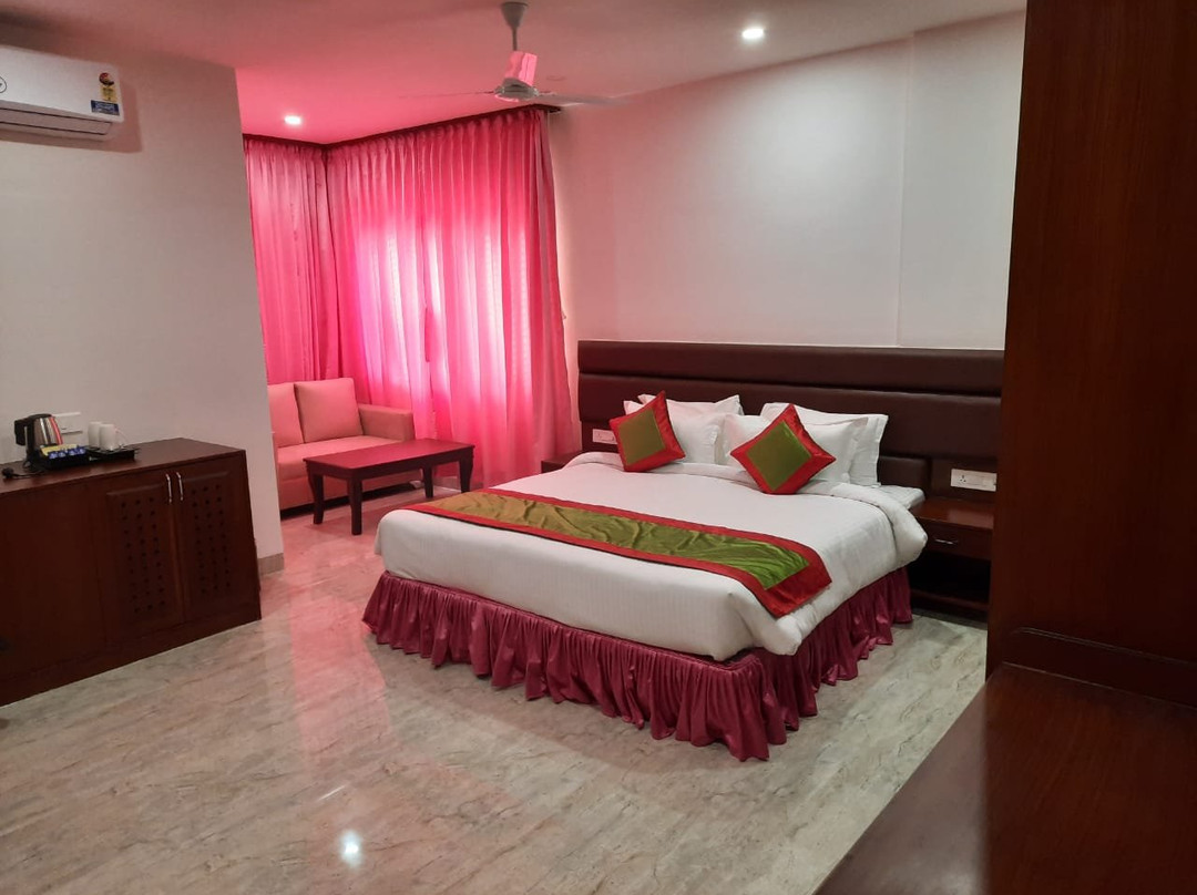 Hotel Grand Madhav Palace主图