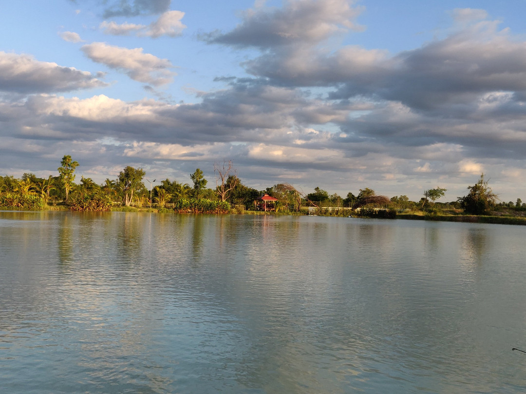 Lek's Fishing Park Udon Thani景点图片