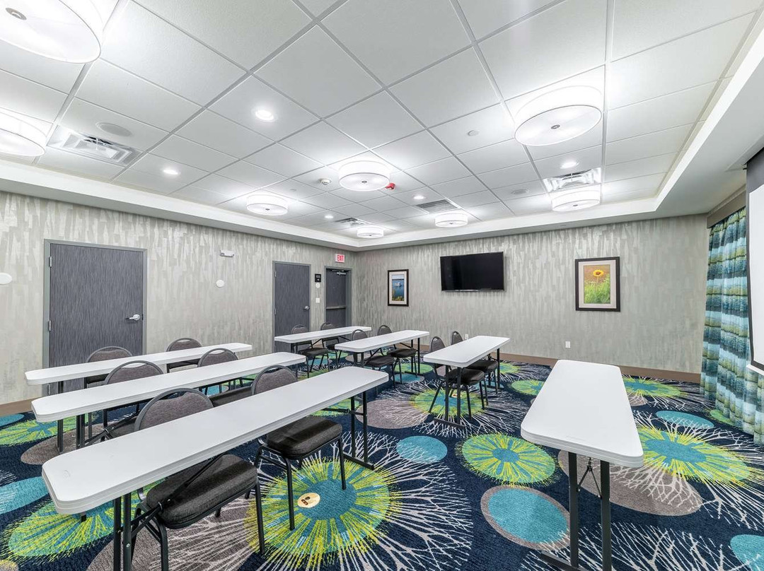 Hampton Inn & Suites Pryor主图