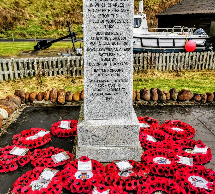 HMS Royal Oak Memorial-柯克沃尔必去景点