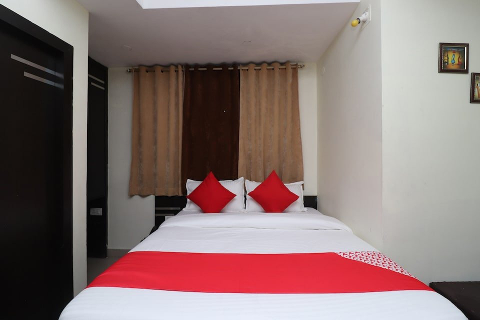 OYO 30715 Shakti Palace主图