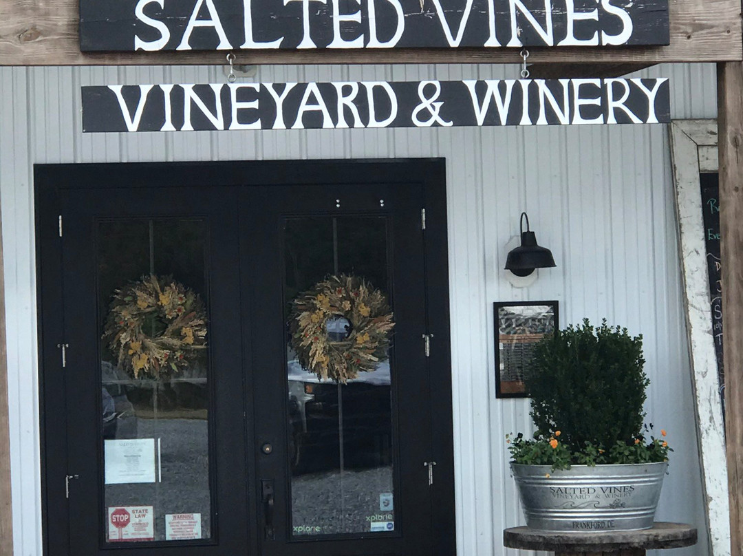 Salted Vines Vineyard & Winery景点图片
