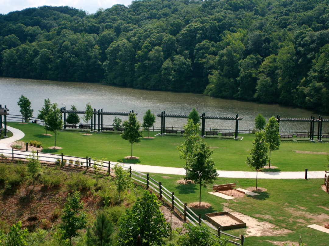 桑迪斯普林斯旅游景点-Morgan Falls Overlook Park