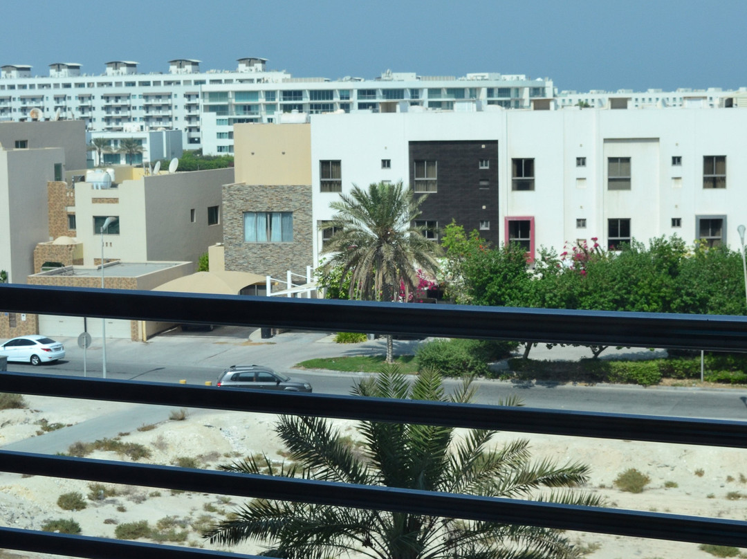 Ramada Hotel & Suites by Wyndham Amwaj Islands Manama主图