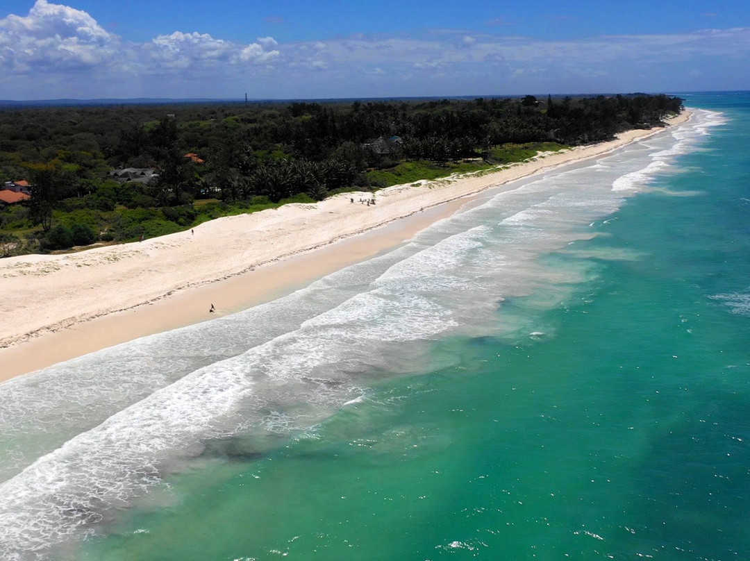 Salty's Kitesurf Village