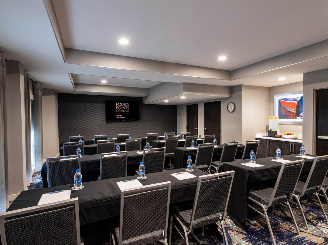 Four Points by Sheraton Charlotte - Lake Norman主图