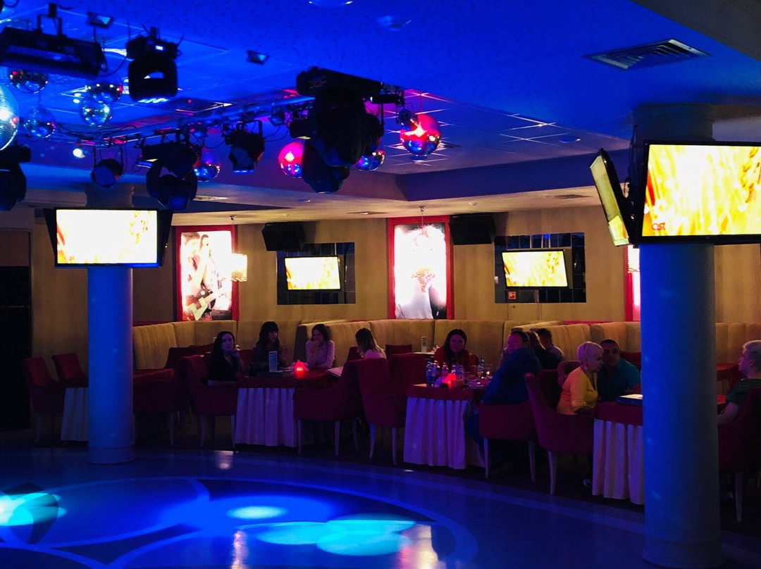 Karaoke-Club Solo景点图片