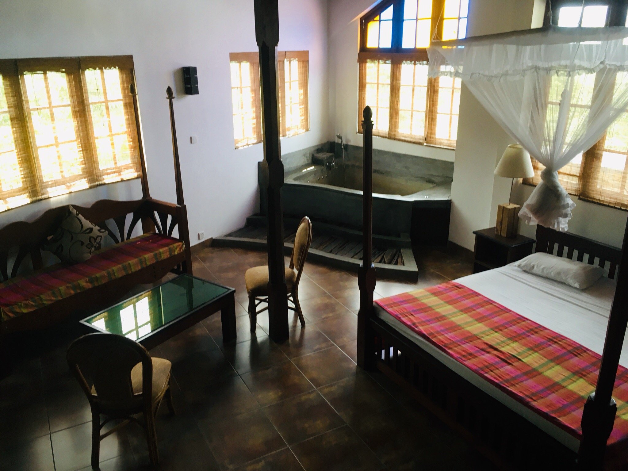 皇家山脉酒店-官方