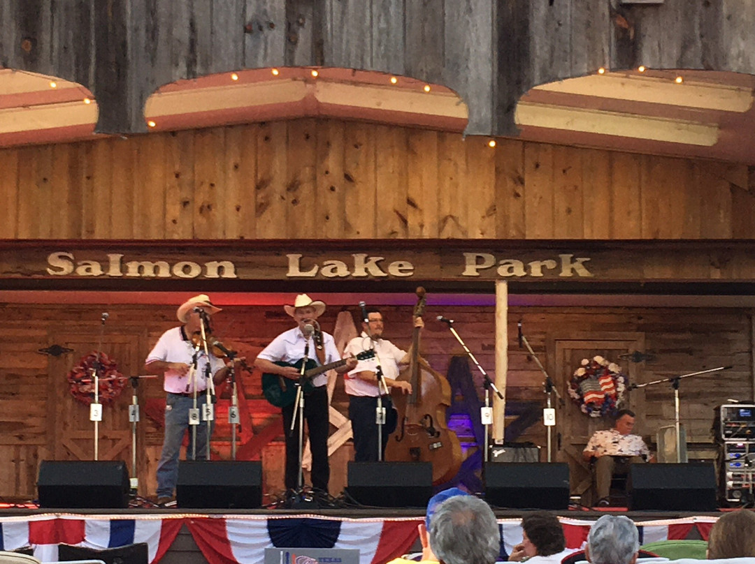 Salmon Lake Park-Grapeland必去景点