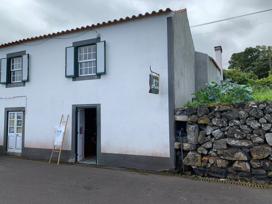 Artes Em Basalto