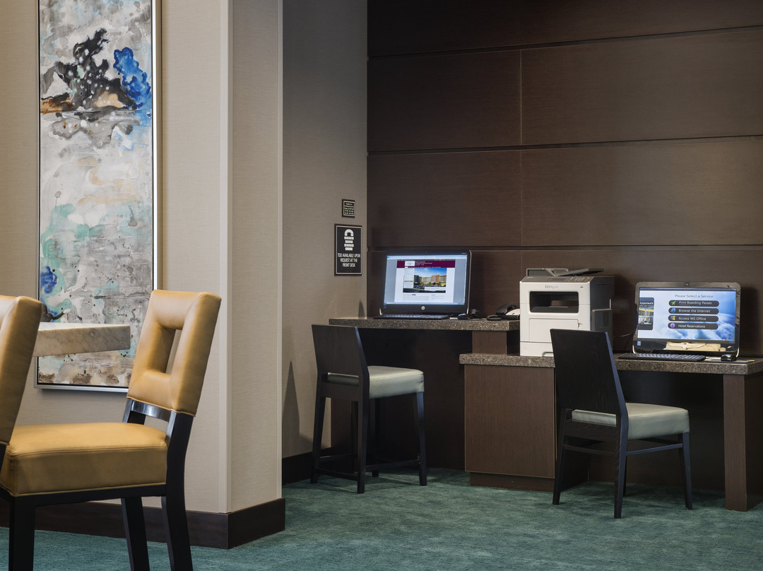 Residence Inn by Marriott Calgary South主图