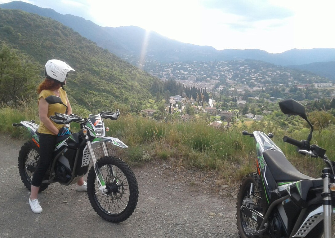 Moto électric Ardèche-Chambonas必去景点