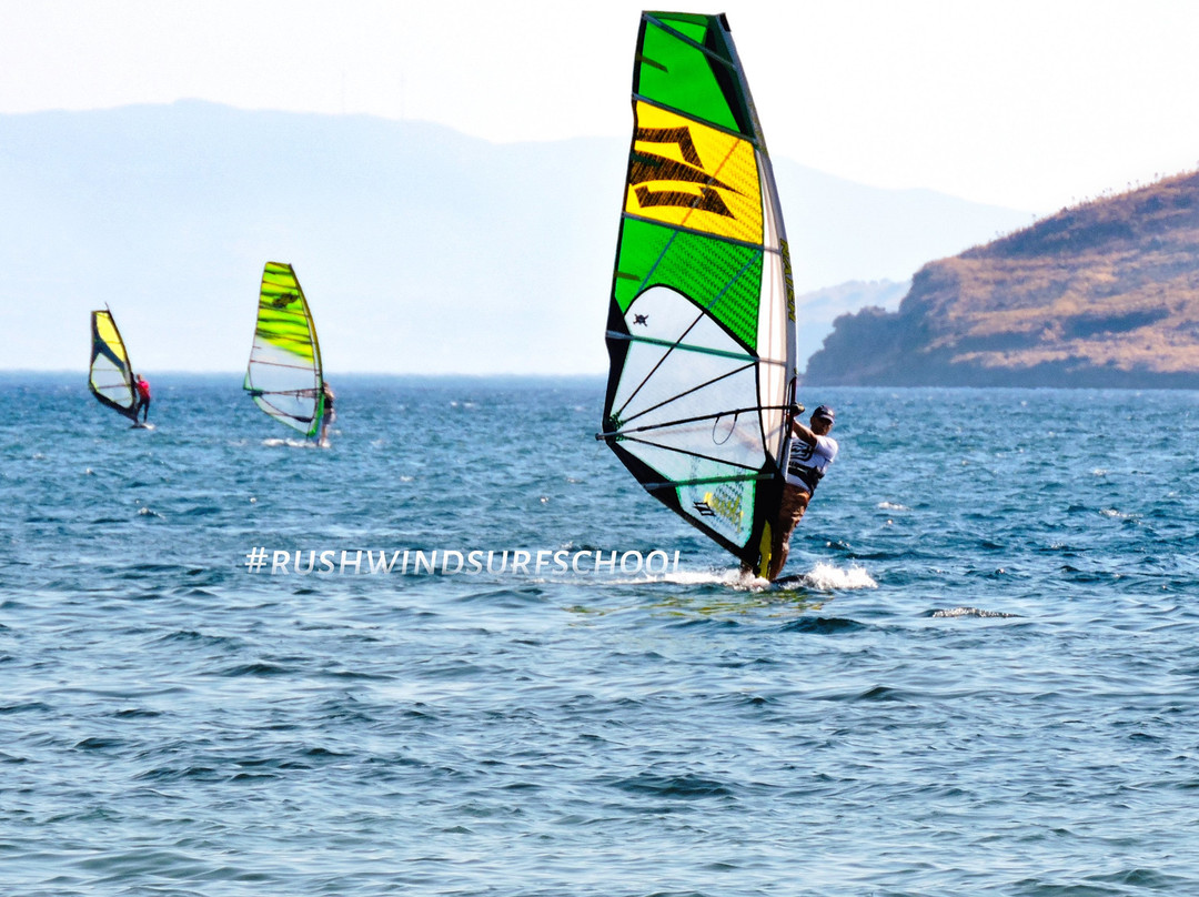 Rush Windsurf School景点图片