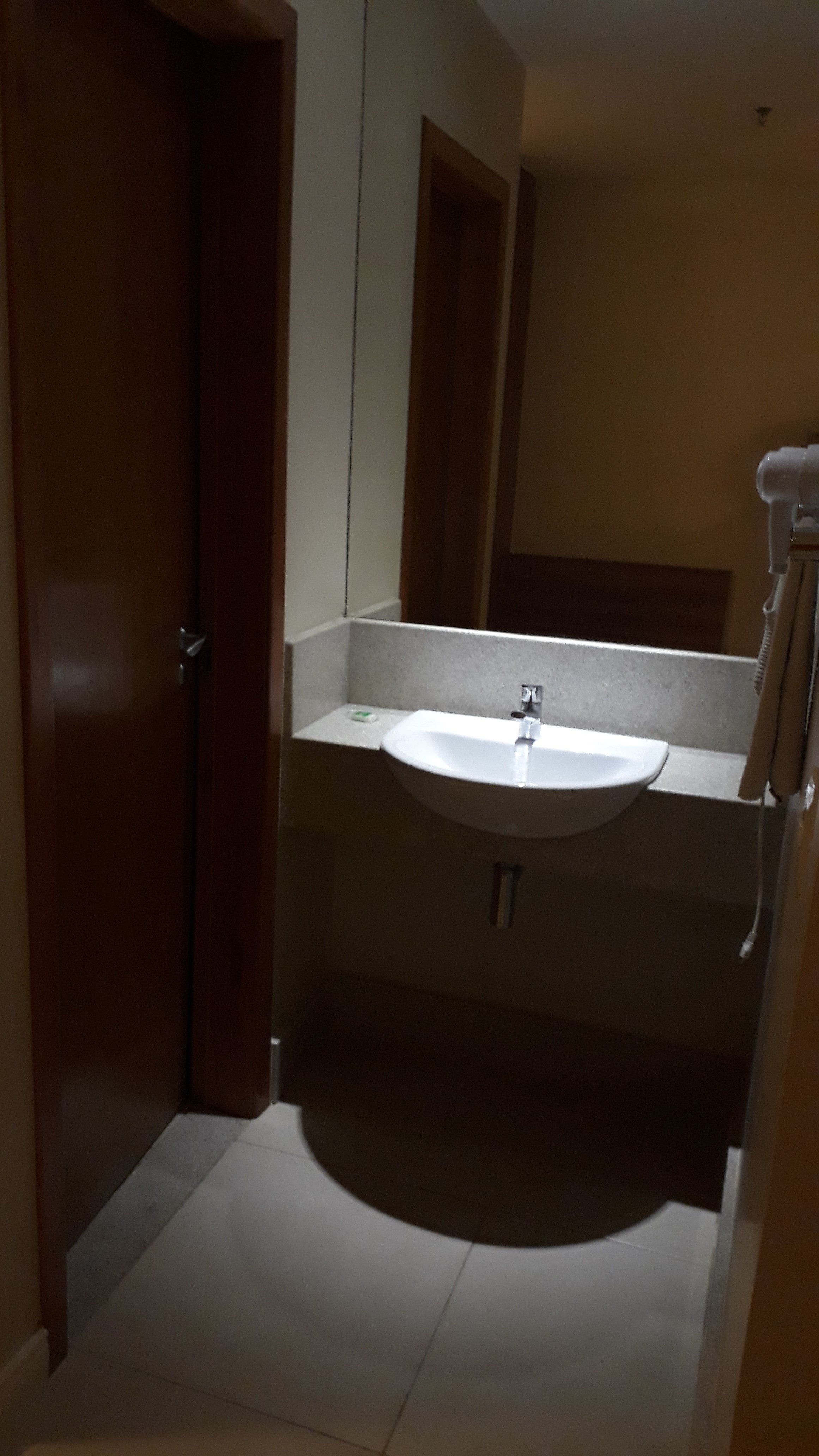 Days Inn Linhares-浴室