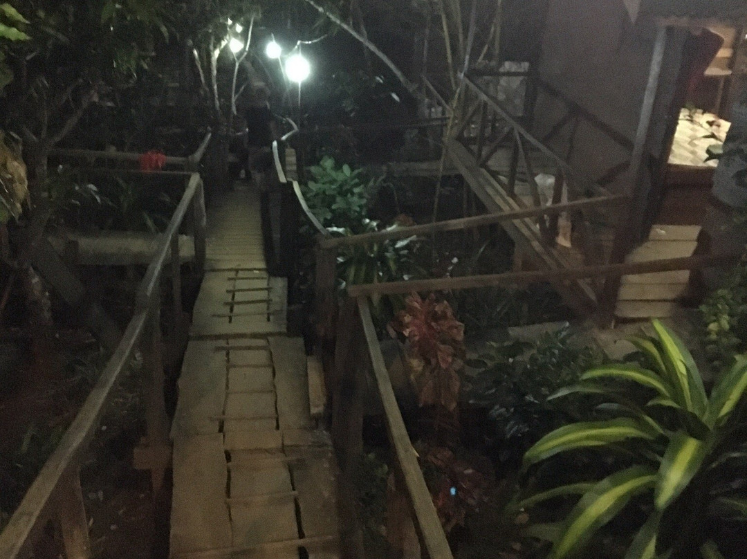 快乐大象山林小屋主图