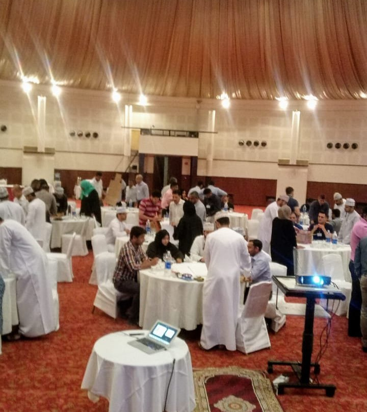 法拉吉酒店主图