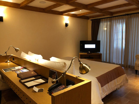 Town Square Suites by Toscana Valley主图