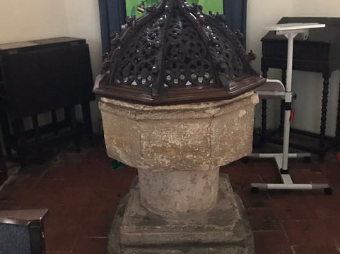 St Mary Magdalene Littleton-Shepperton必去景点