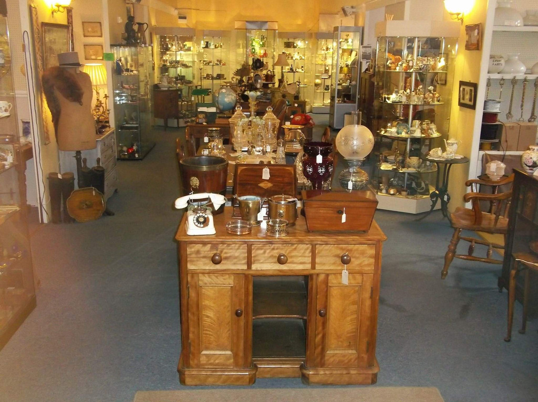 Fakenham Chapel Antiques景点图片