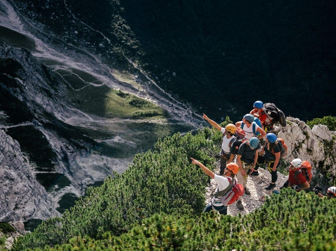 Explore-Share Triglav Climbing Tours-布莱德必去景点