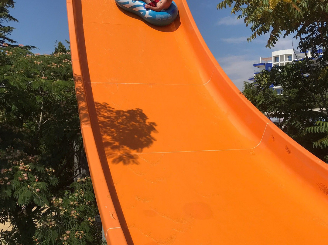 Zubragan Aqua Park-塞瓦斯托波尔必去景点