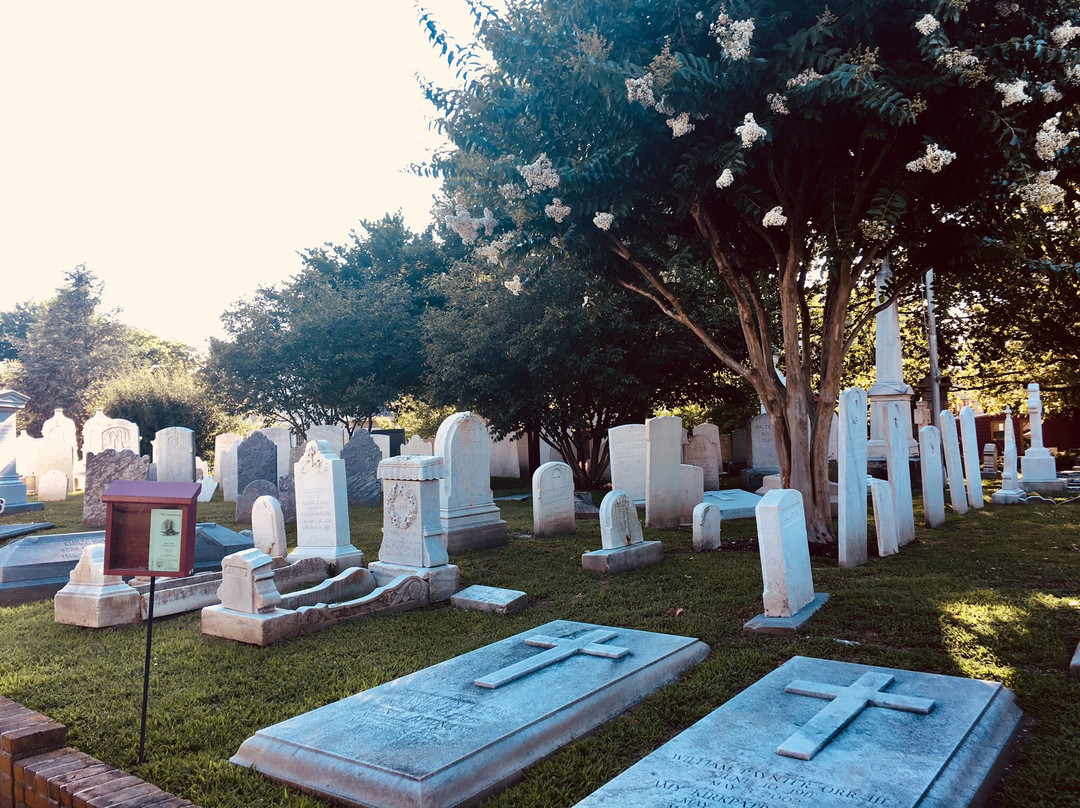 St. Peter's Episcopal Church-刘易斯必去景点