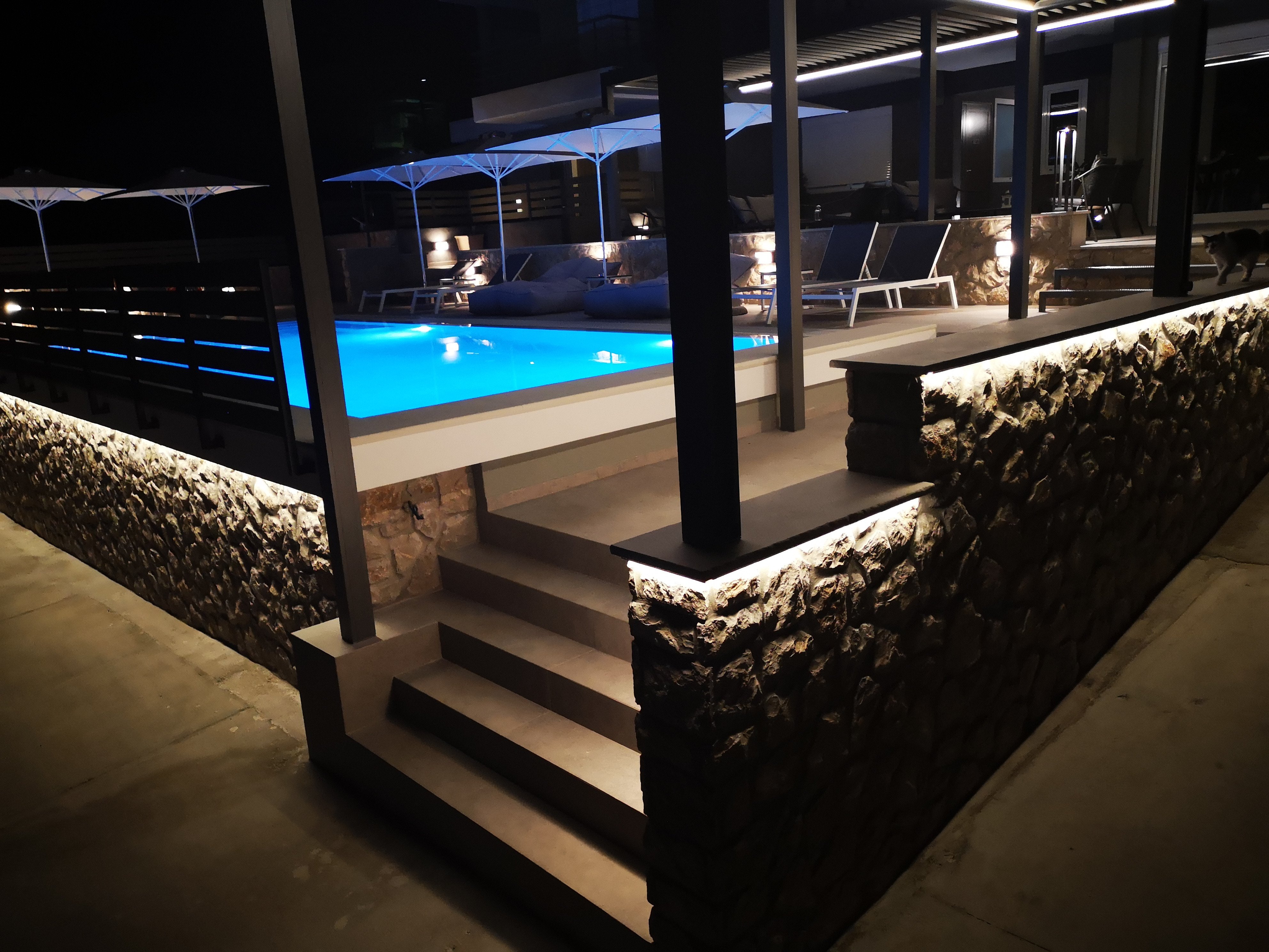Andrews Luxury Residence-官方