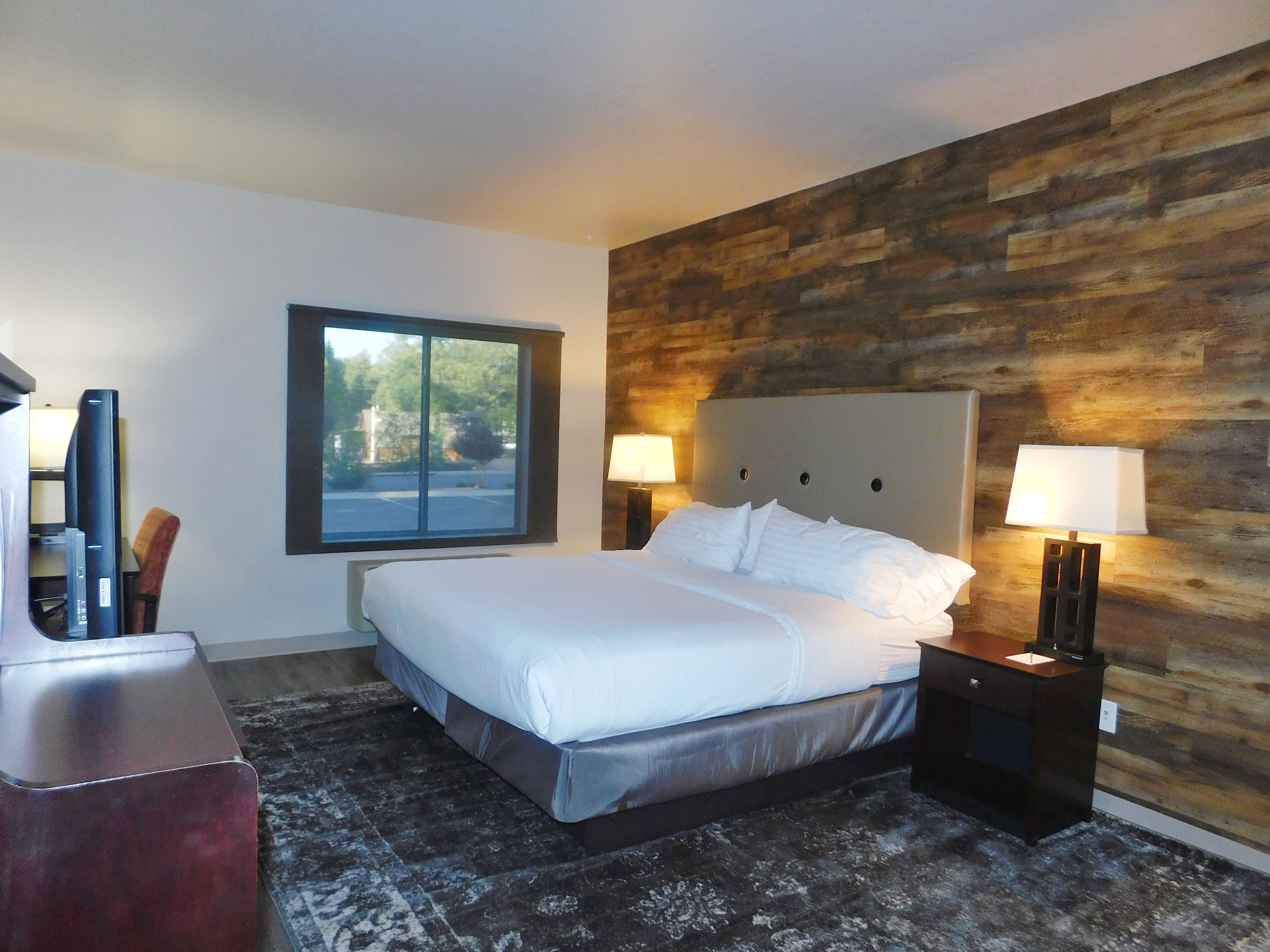 GreenTree Inn & Suites Pinetop-官方