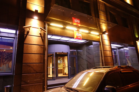 莫斯科中心巴克如斯纳宜必思酒店主图