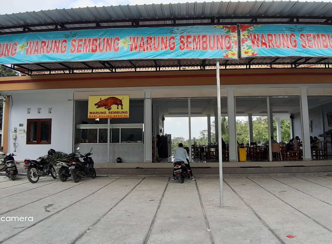 塞莱马德加餐馆和美食-Warung Sembung