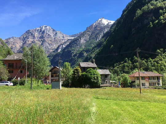 Church of Santa Maria Lauretana-Sonogno必去景点