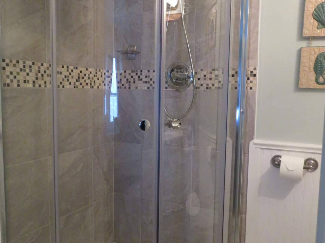 Captain's Legacy Historic Bed & Breakfast主图